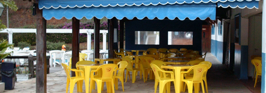 Bar da piscina e Pub